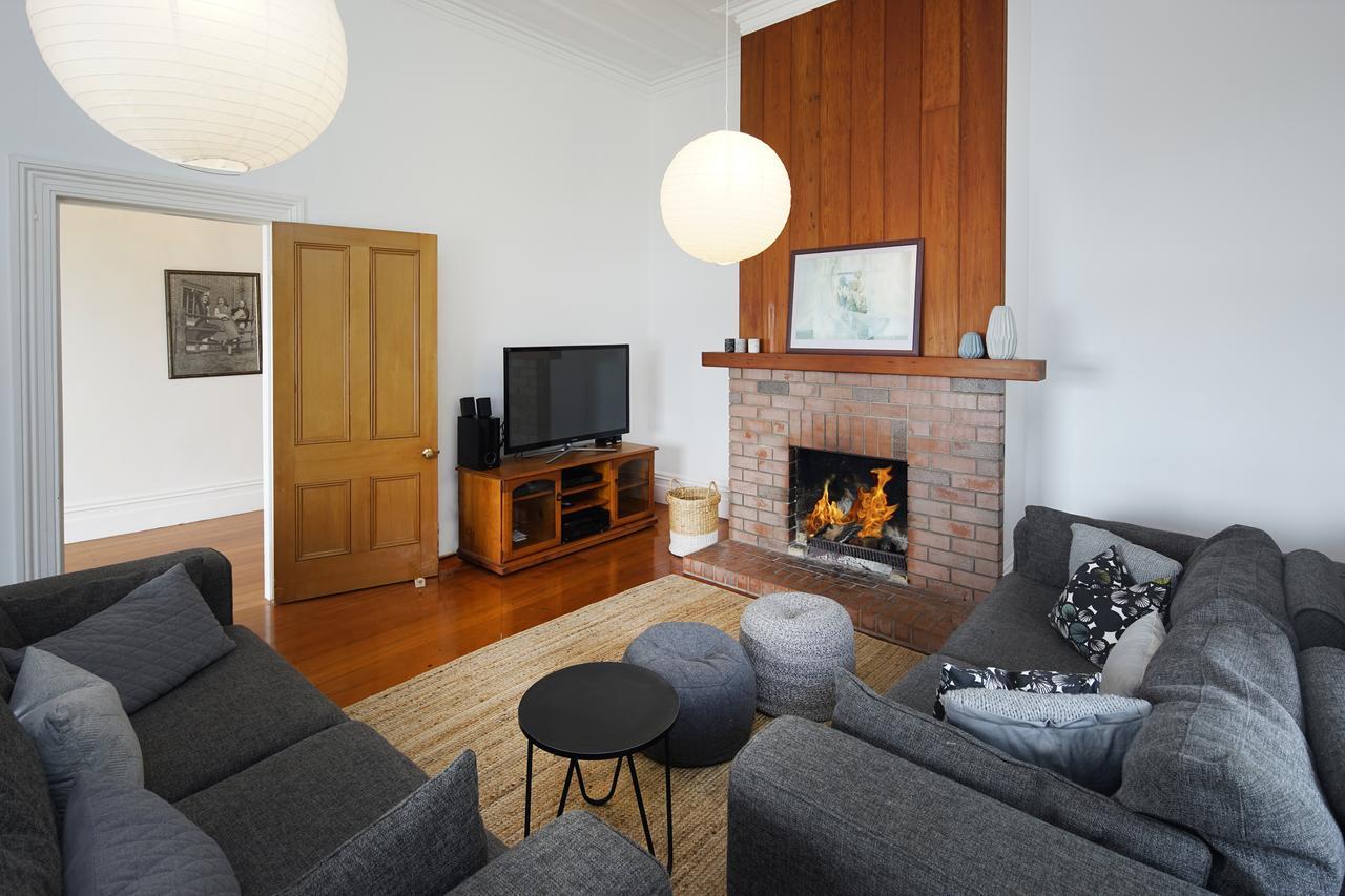 Oakura Bay Villa - Stay Waiheke Te Whau Bay Exteriör bild