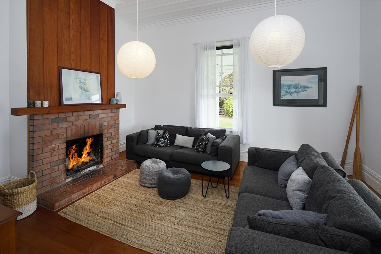Oakura Bay Villa - Stay Waiheke Te Whau Bay Exteriör bild